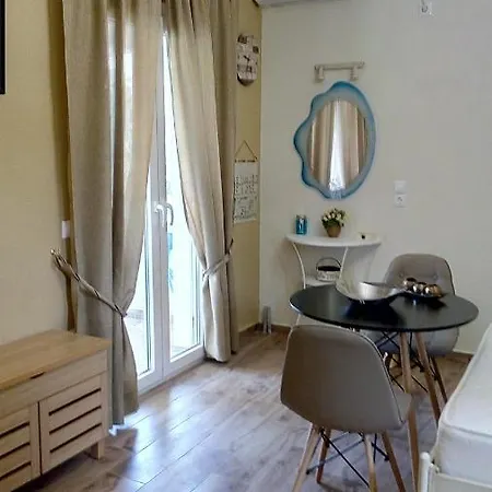 Naxos Seaside Retreat - Akti Breezy Escape דירה *