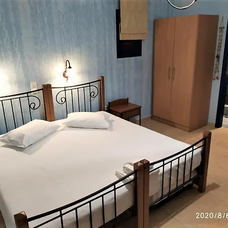 Naxos Seaside Retreat - Akti Breezy Escape Apartman